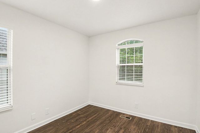2006 Lassiter Dr, Goodlettsville, TN 37072
