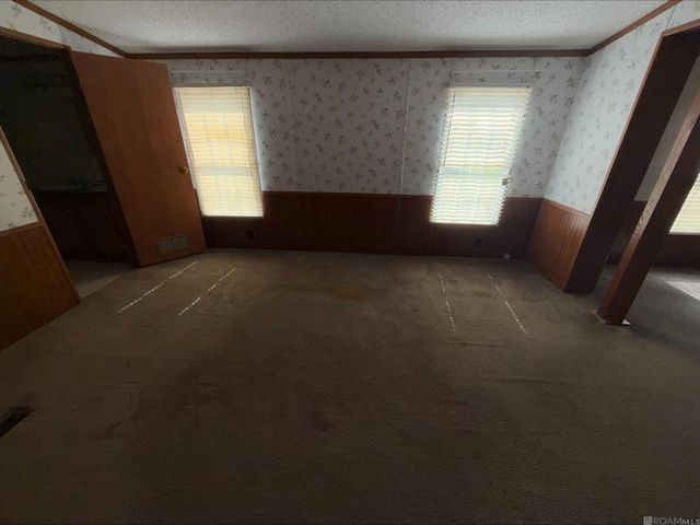 806 S Quiett Ave, Gonzales, LA 70737