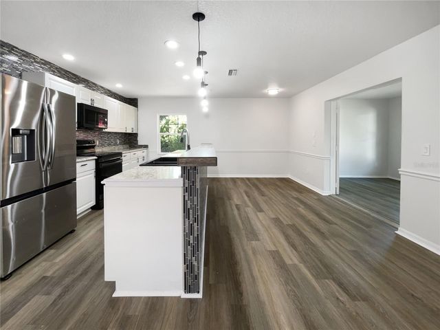 2334 W PRICE BOULEVARD, North Port, FL 34286