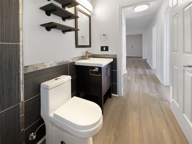 2334 W PRICE BOULEVARD, North Port, FL 34286