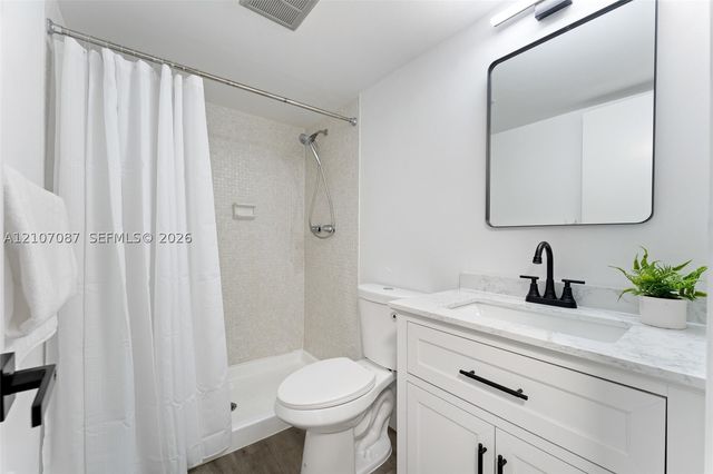 3105 Oakland Shores Dr J110, Oakland Park, FL 33309