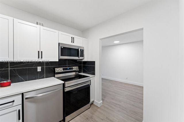 3105 Oakland Shores Dr J110, Oakland Park, FL 33309