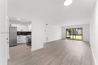 3105 Oakland Shores Dr J110, Oakland Park, FL 33309