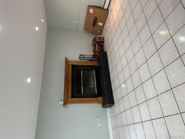 124 Dix Highway, Dix Hills, NY 11746