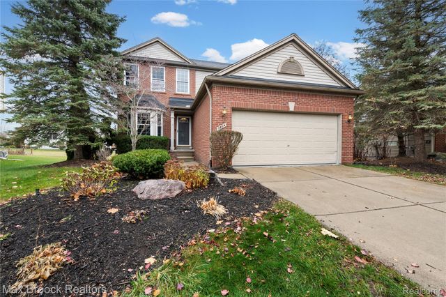 9894 High Meadow Drive, Superior Charter Township, MI 48198