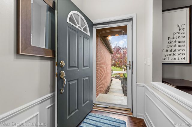 9894 High Meadow Drive, Superior Charter Township, MI 48198