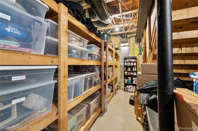 9894 High Meadow Drive, Superior Charter Township, MI 48198