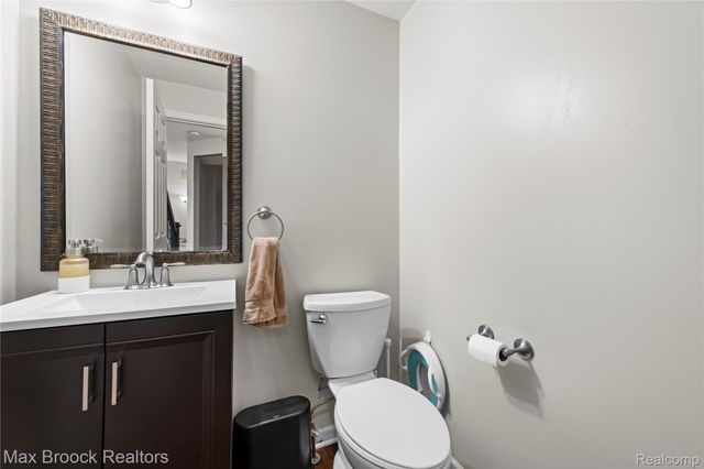 9894 High Meadow Drive, Superior Charter Township, MI 48198