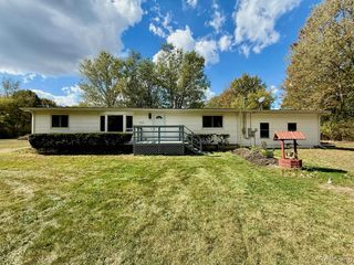 840 Laird Street, Lake Orion, MI 48362