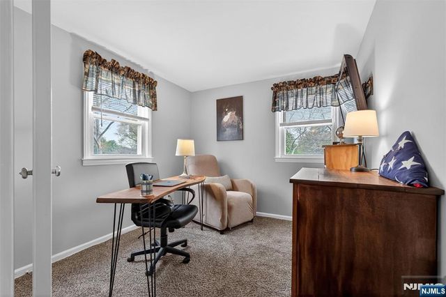 7 Spier Drive, Livingston, NJ 07039