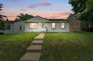 1823 Missouri AVENUE, South Milwaukee, WI 53172