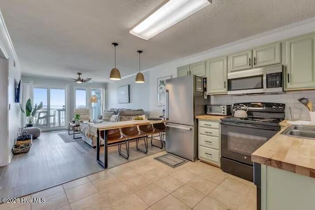 918 Carolina Beach Avenue N Unit 3f, Carolina Beach, NC 28428