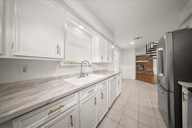 421 Forrest Lane, Corsicana, TX 75110