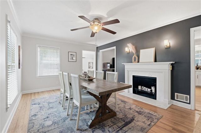 636 Hillside Avenue, Liberty, MO 64068