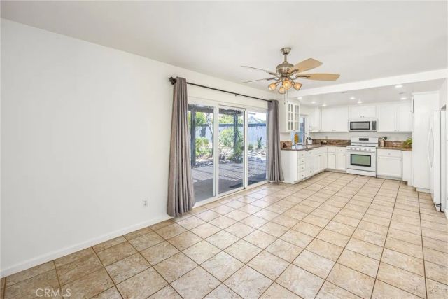 1926 S Starfire Ave, Corona, CA 92879