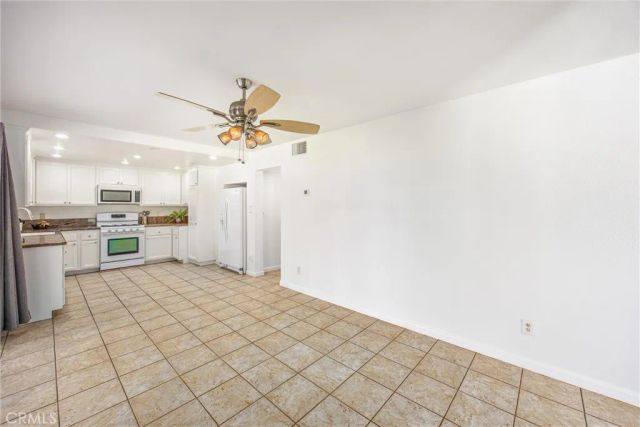 1926 S Starfire Ave, Corona, CA 92879