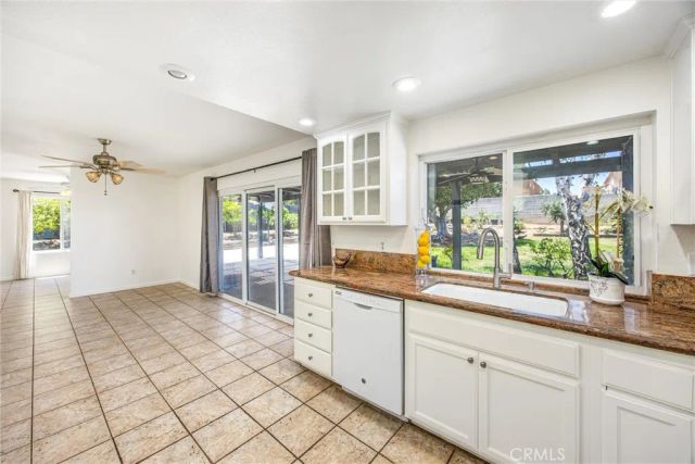 1926 S Starfire Ave, Corona, CA 92879