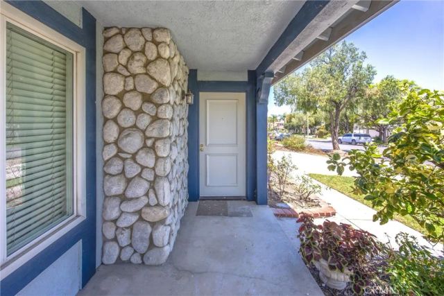 1926 S Starfire Ave, Corona, CA 92879