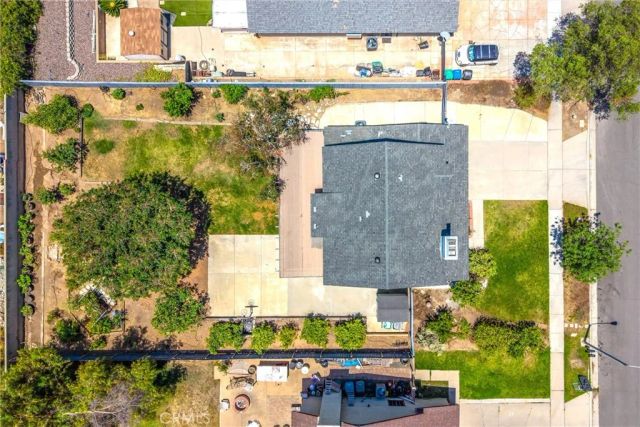 1926 S Starfire Ave, Corona, CA 92879