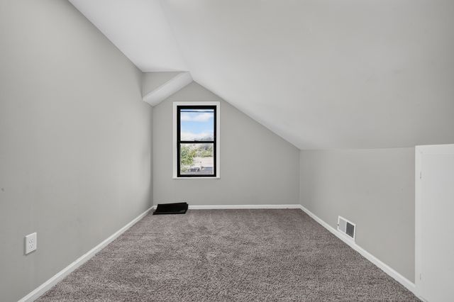 7945 W 91st Street, Hickory Hills, IL 60457