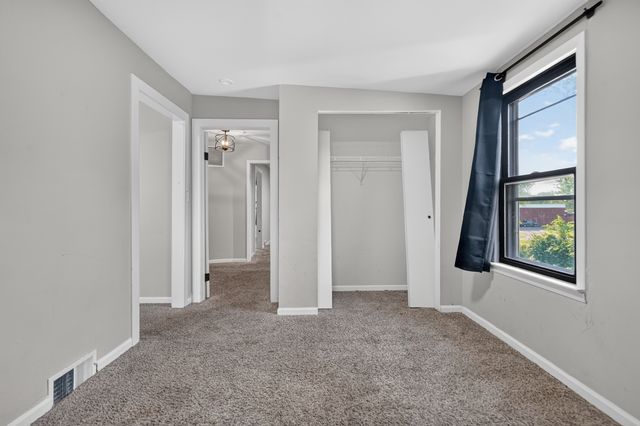 7945 W 91st Street, Hickory Hills, IL 60457