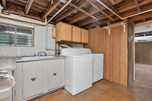 7945 W 91st Street, Hickory Hills, IL 60457