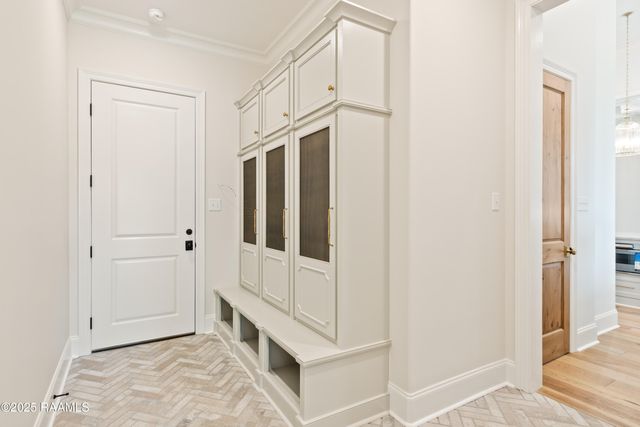 221 Rue De La Rochelle, Broussard, LA 70518