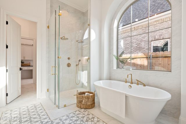 221 Rue De La Rochelle, Broussard, LA 70518