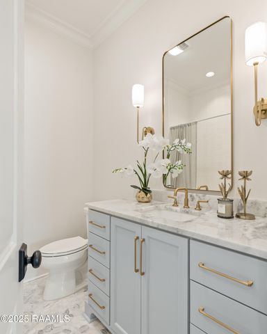 221 Rue De La Rochelle, Broussard, LA 70518