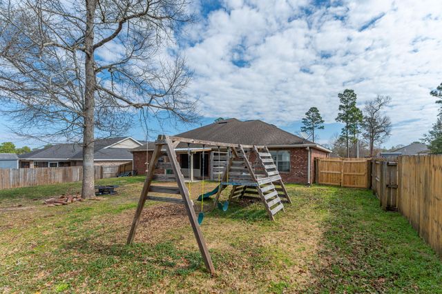 5655 North Brook Drive, Crestview, FL 32539