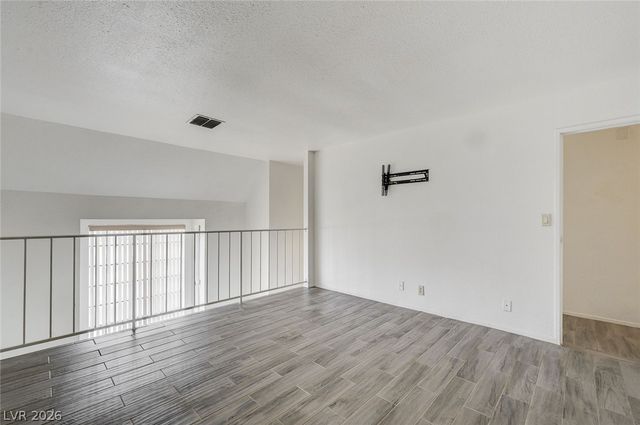 6542 Ironbark Lane, Las Vegas, NV 89107