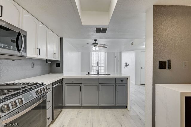 6542 Ironbark Lane, Las Vegas, NV 89107