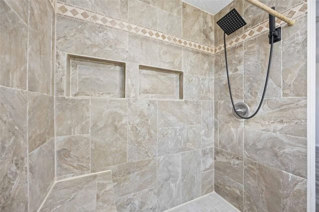 3304 Bluefield Drive, Pasadena, TX 77503