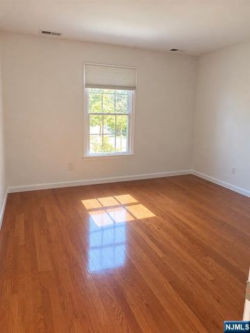 120 White Pine Court U114, Paramus, NJ 07652