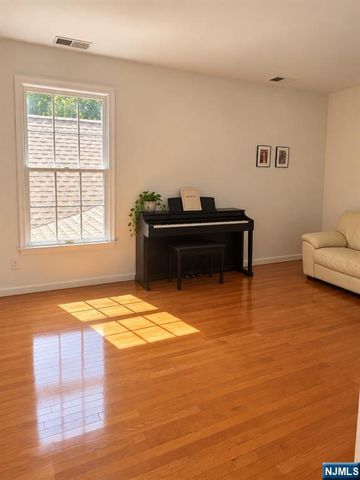 120 White Pine Court U114, Paramus, NJ 07652
