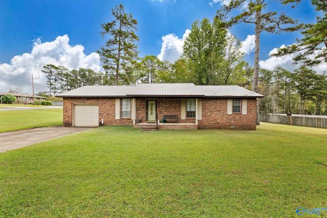 6141 Sherry Drive, Guntersville, AL 35976