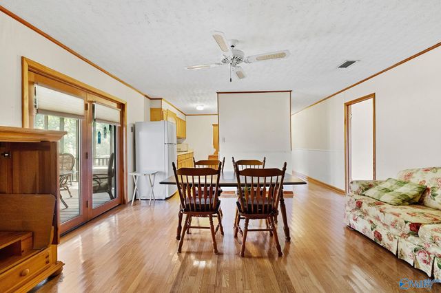 6141 Sherry Drive, Guntersville, AL 35976