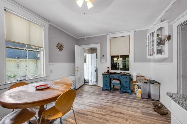 415 Maple St, Springfield, MA 01105