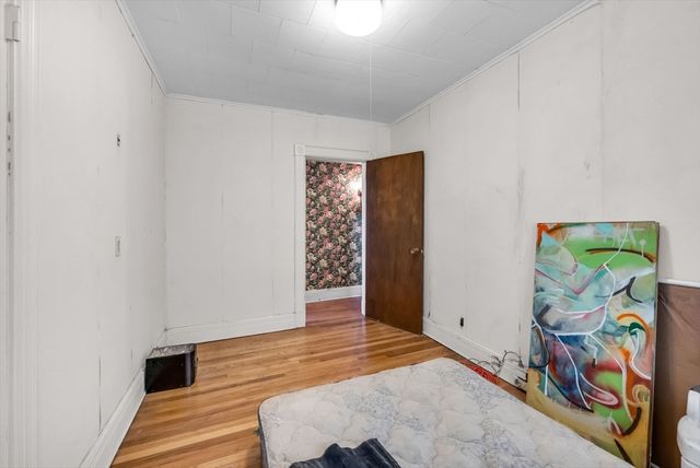 415 Maple St, Springfield, MA 01105