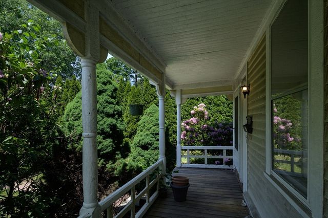 415 Maple St, Springfield, MA 01105