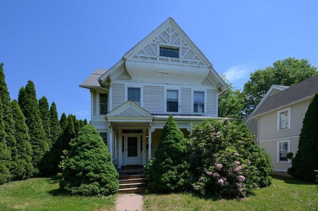 415 Maple St, Springfield, MA 01105