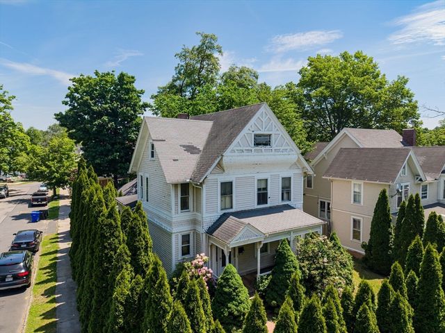 415 Maple St, Springfield, MA 01105