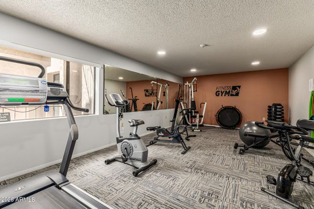 3033 E DEVONSHIRE Avenue 1032, Phoenix, AZ 85016