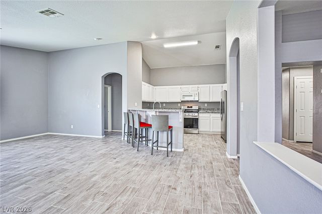 8986 Manalang Road, Las Vegas, NV 89123