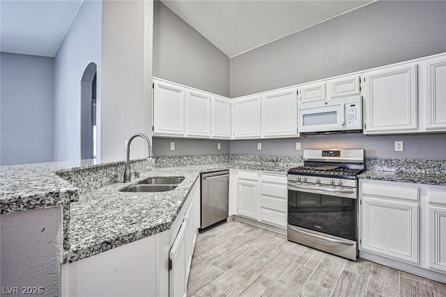 8986 Manalang Road, Las Vegas, NV 89123