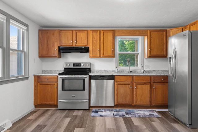 6104 BADER ROAD, Luxemburg, WI 54217