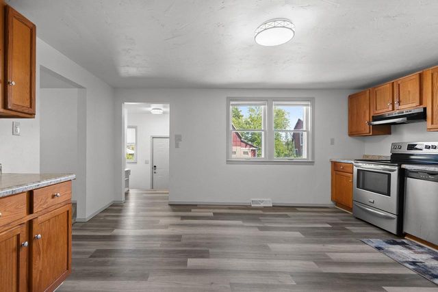 6104 BADER ROAD, Luxemburg, WI 54217