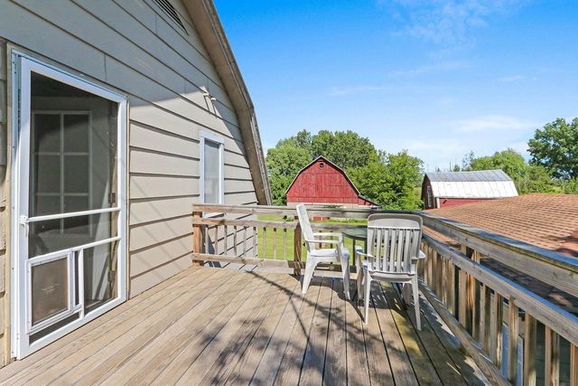 6104 BADER ROAD, Luxemburg, WI 54217