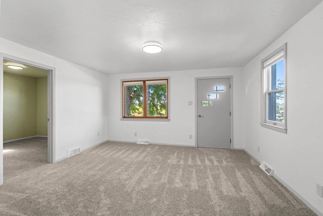 6104 BADER ROAD, Luxemburg, WI 54217