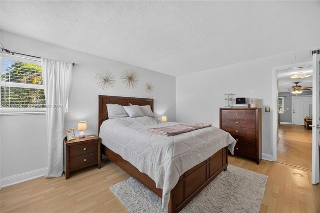 2715 NE 49th Street 103, Fort Lauderdale, FL 33308